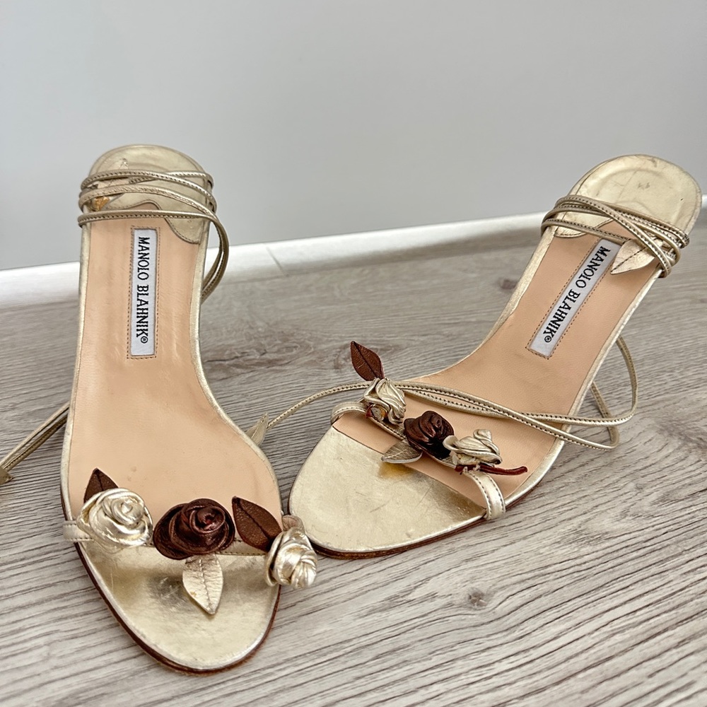 SOLD Manolo Blahnik Rose Strappy Sandals 38.5